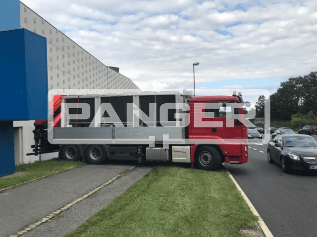 Namestitev nadomestnega hlajenja objekta površine 8000m2